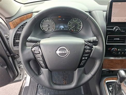 Used 2024 Nissan Armada SL w/ Captain's Chairs Package image 20