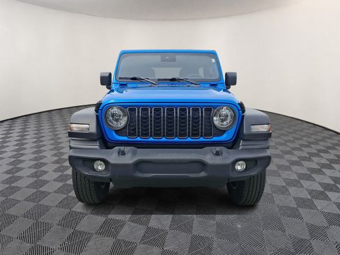 Used 2024 Jeep Wrangler Unlimited Sport AWD/4WD image 2