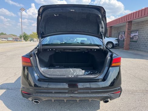 Used 2024 Nissan Altima 2.5 SL image 9