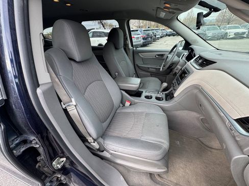 Used 2017 Chevrolet Traverse LS image 10