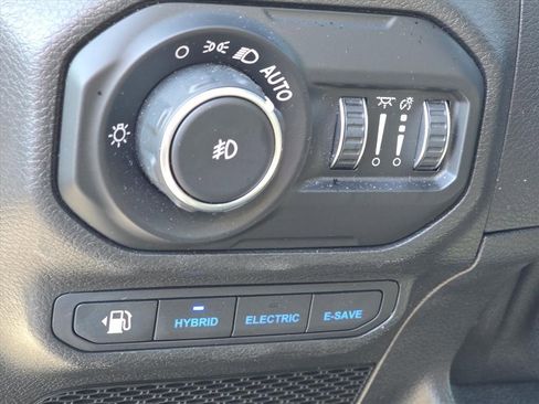 Used 2021 Jeep Wrangler Unlimited Rubicon 4xe w/ Steel Bumper Group image 13