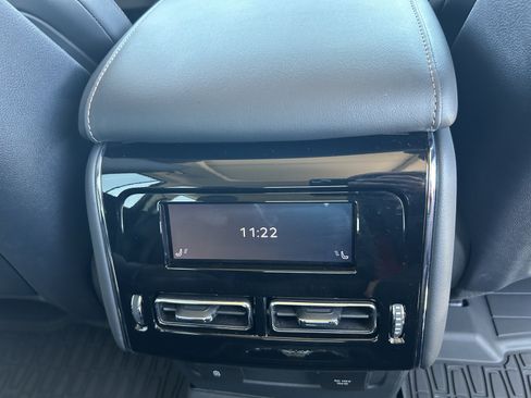 Used 2025 Lincoln Aviator Reserve w/ Equipment Group 201A AWD/4WD image 16