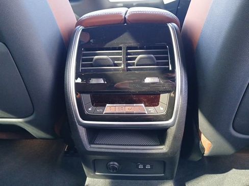 New 2026 BMW X5 M60i image 14