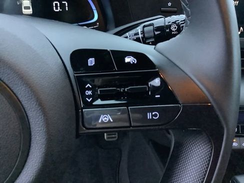 Certified 2025 Hyundai Elantra Sport image 23