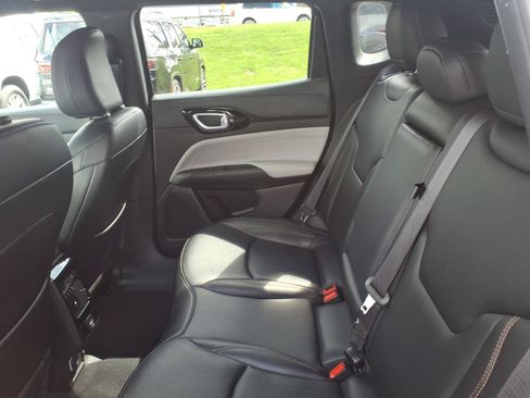 Used 2024 Jeep Compass Limited AWD/4WD image 8