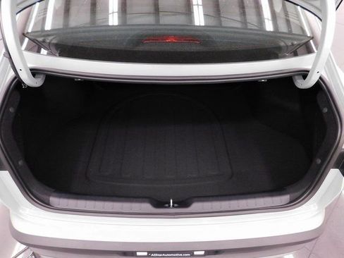 Used 2025 Kia K4 LXS image 23