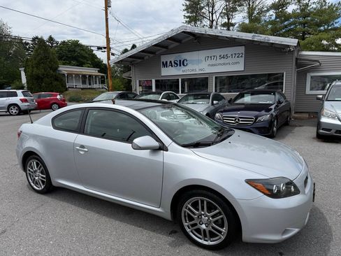 Used 2010 Scion tC FWD image 25