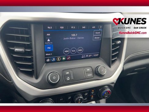 Used 2023 GMC Acadia SLE w/ Driver Convenience Package image 24