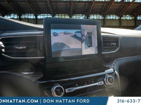 Used 2022 Ford Explorer Limited w/ Equipment Group 301A image 8