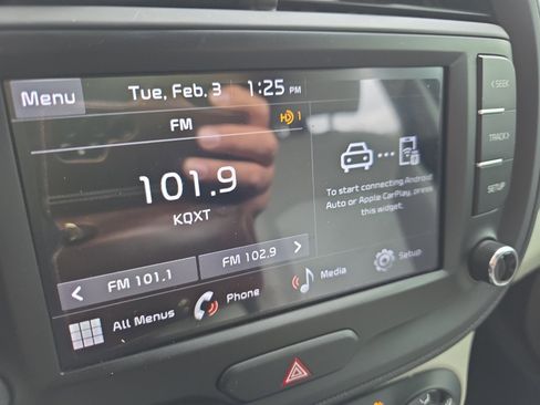 Certified 2022 Kia Soul LX image 12