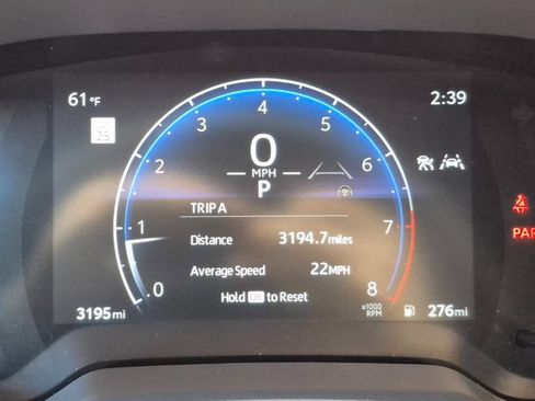 Used 2026 Toyota Corolla Cross LE image 11