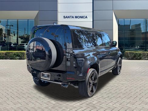 New 2026 Land Rover Defender 110 X-Dynamic SE AWD/4WD image 5