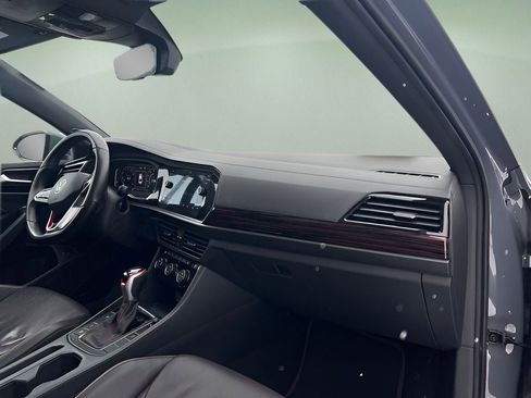 Used 2023 Volkswagen Jetta GLI Autobahn image 22