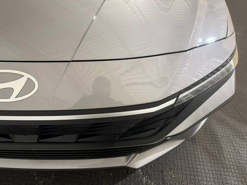 Certified 2025 Hyundai Elantra Sport w/ Cargo Package image 5