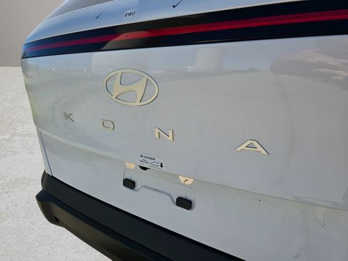 New 2026 Hyundai Kona SEL Sport AWD/4WD image 11