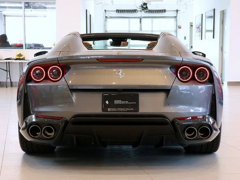 Certified 2022 Ferrari 812 GTS RWD image 98