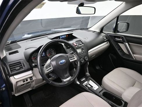 Used 2014 Subaru Forester 2.5i Limited image 10