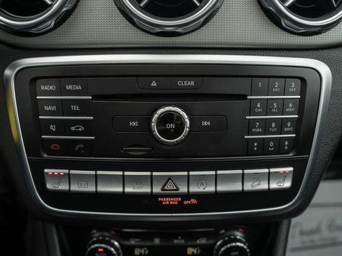 Used 2019 Mercedes-Benz GLA 250 4MATIC image 25