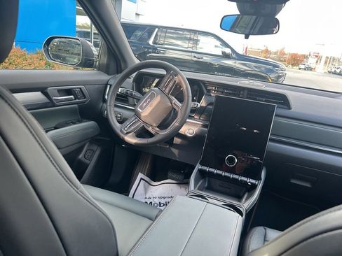 New 2026 GMC Terrain AT4 w/ Convenience Package III AWD/4WD image 17
