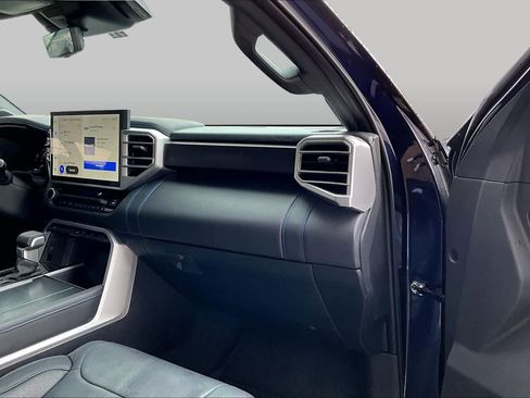 Used 2025 Toyota Tundra Platinum AWD/4WD image 18