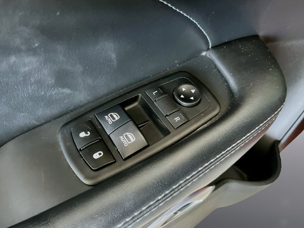 Used 2023 Dodge Challenger R/T Scat Pack w/ Plus Package RWD image 18