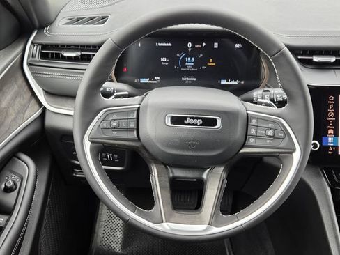 New 2026 Jeep Grand Cherokee Altitude RWD image 16