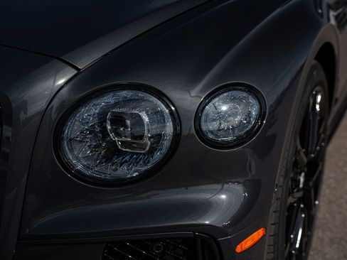 Used 2025 Bentley Flying Spur Speed image 16