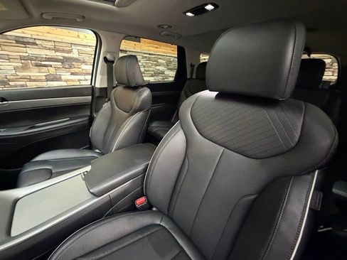 Used 2025 Hyundai Palisade SEL image 12