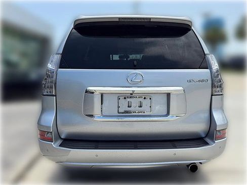 Used 2017 Lexus GX 460 Premium AWD/4WD image 7