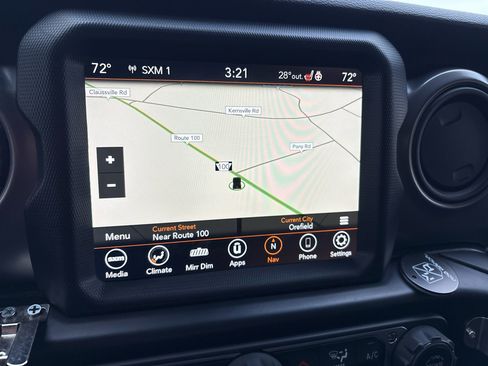 Used 2021 Jeep Gladiator Sport image 14