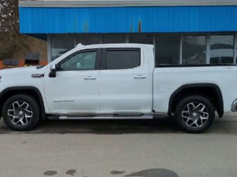 Used 2025 GMC Sierra 1500 SLT w/ SLT Premium Plus Package image 5