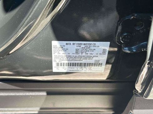 Certified 2023 Ford Explorer XLT w/ Class IV Trailer Tow Package AWD/4WD image 19