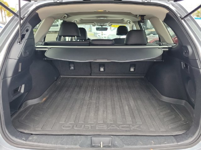 Used 2019 Subaru Outback 2.5i Limited AWD/4WD image 17