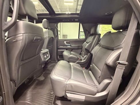 Used 2025 Ford Expedition Platinum w/ Stealth Appearance Package AWD/4WD image 20