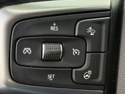 Used 2024 Chevrolet Silverado 1500 LT AWD/4WD image 21