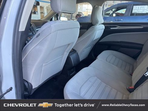 Used 2018 Ford Fusion S image 13