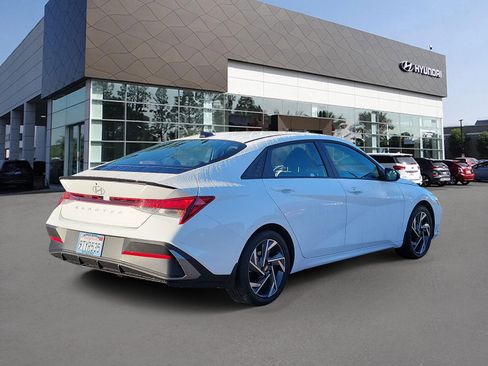 Certified 2025 Hyundai Elantra Sport image 2