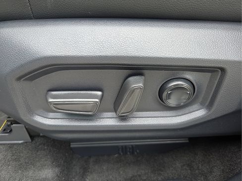 Used 2026 Toyota Sequoia TRD Pro AWD/4WD image 16