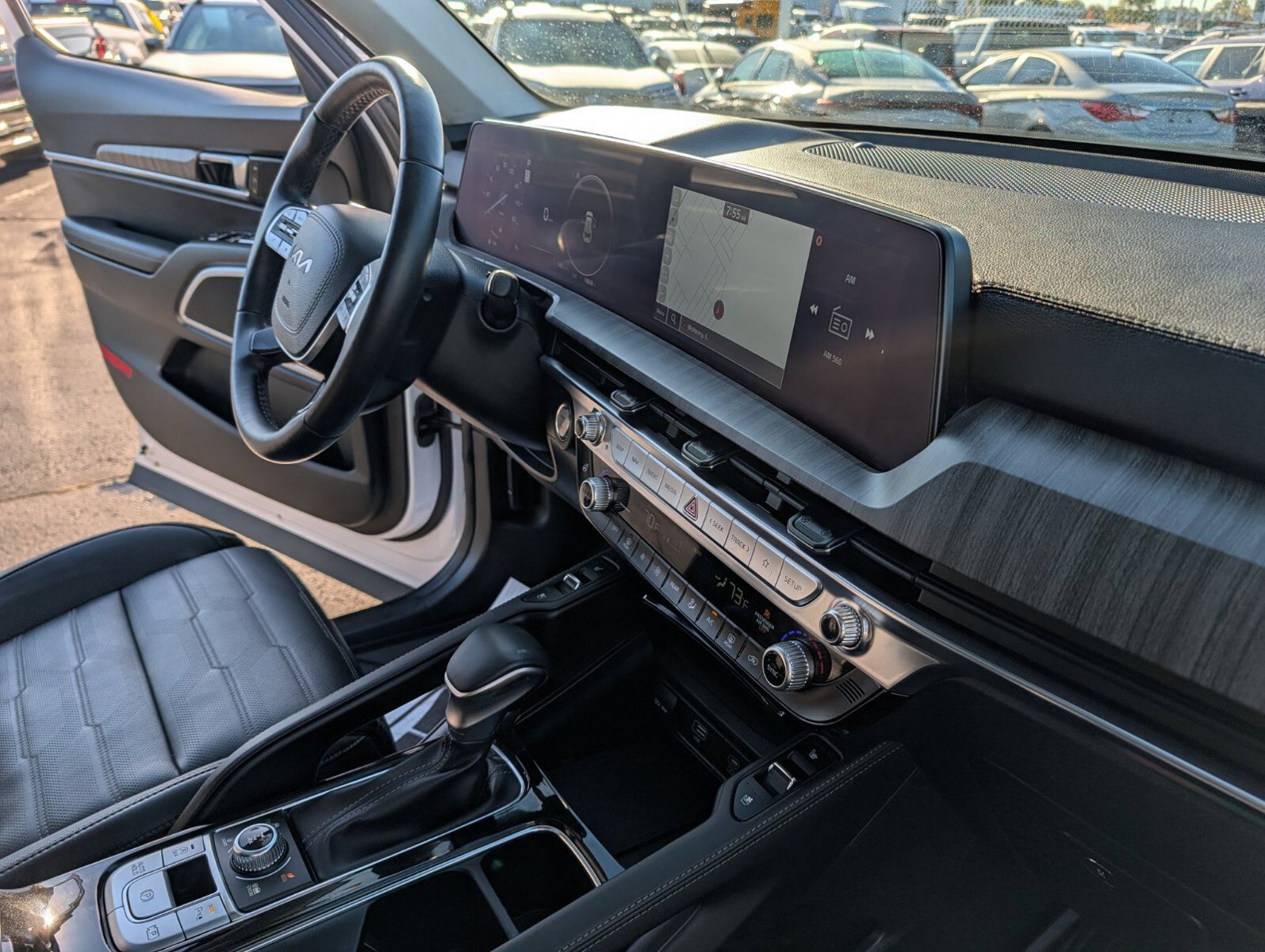 Used 2025 Kia Telluride SX Prestige AWD/4WD image 30