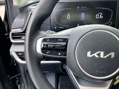 Used 2023 Kia Sportage LX AWD/4WD image 23