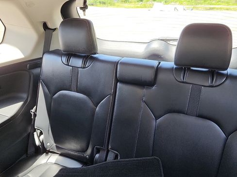 Used 2023 Honda Pilot EX-L image 11