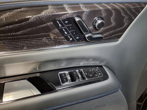 New 2026 Cadillac Escalade IQL Luxury AWD/4WD image 16