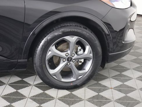 Used 2024 Ford Escape ST-Line image 55