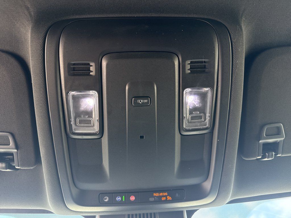 Used 2025 Chevrolet Tahoe LS RWD image 27