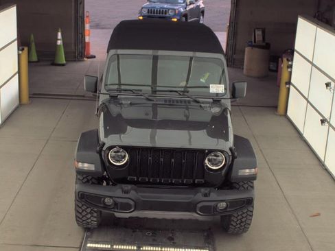 Used 2022 Jeep Wrangler Unlimited Sport image 2