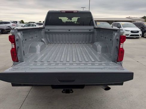Used 2024 Chevrolet Silverado 2500 Custom w/ Custom Convenience Package AWD/4WD image 13