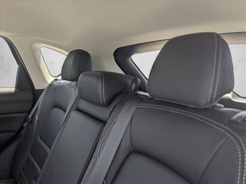Used 2024 MAZDA CX-5 AWD 2.5 S w/ Preferred Package image 17