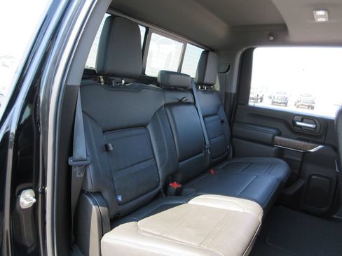 Used 2020 GMC Sierra 2500 Denali w/ Denali Ultimate Package AWD/4WD image 27