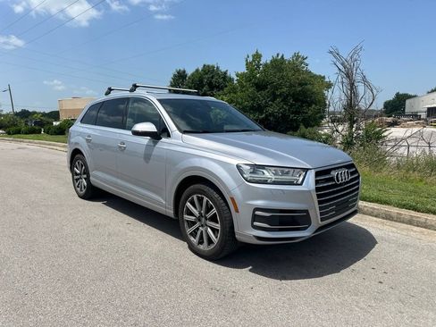 Used 2019 Audi Q7 2.0T Premium Plus w/ Premium Plus Package AWD/4WD image 2
