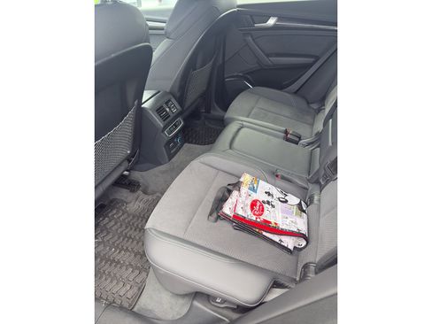 Used 2023 Audi SQ5 Premium w/ Convenience Package AWD/4WD image 5